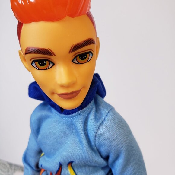 COOL Monster High G3 Scare-adise Island Heath Burns Doll 12" Articulated - Picture 1 of 9